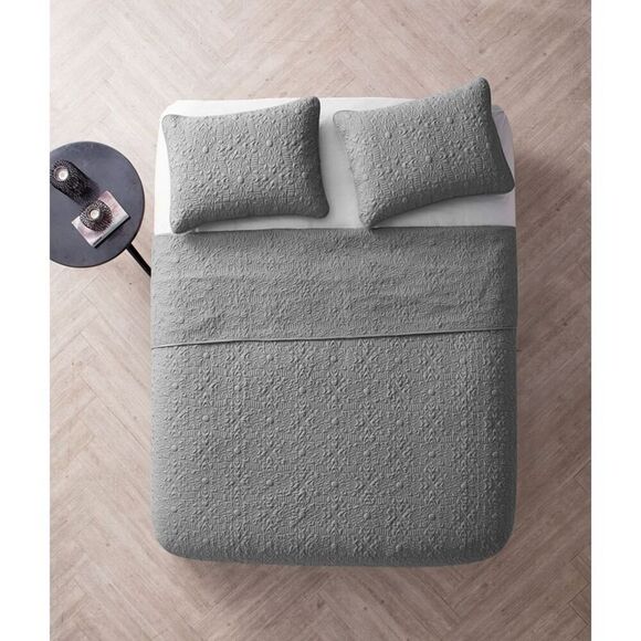 VCNY -  Home Caroline Embossed Floral Quilt Set - Gre Gray - Picture 3 of 4